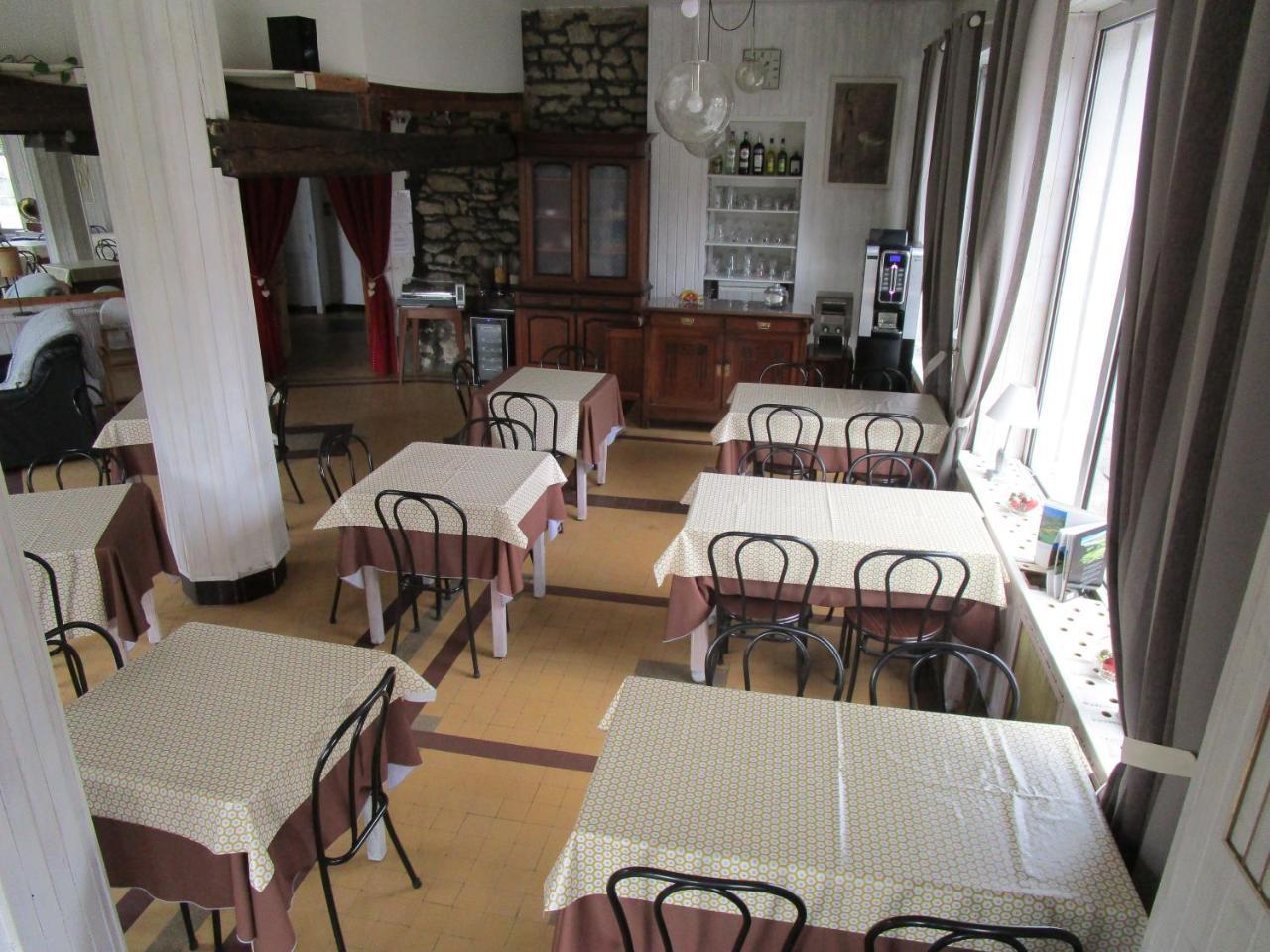 Les 4 Montagnes Hotel Villard-de-Lans Bagian luar foto